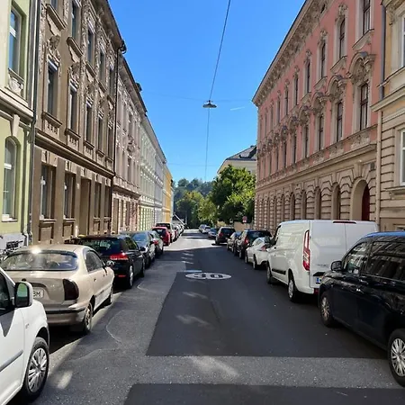 Rudolfquartier Linz, Rudolfstraße Apartment