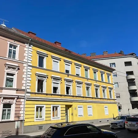 Rudolfquartier Linz, Rudolfstrasse Apartamento