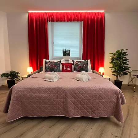 Rudolfquartier Linz, Rudolfstrasse