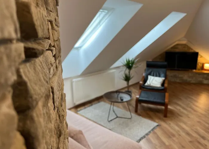 Rudolfquartier Linz, Rudolfstrasse