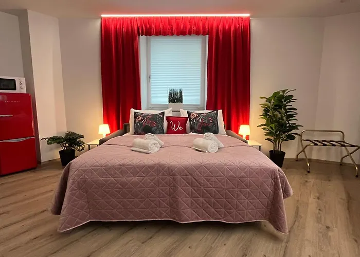 Rudolfquartier Linz, Rudolfstraße